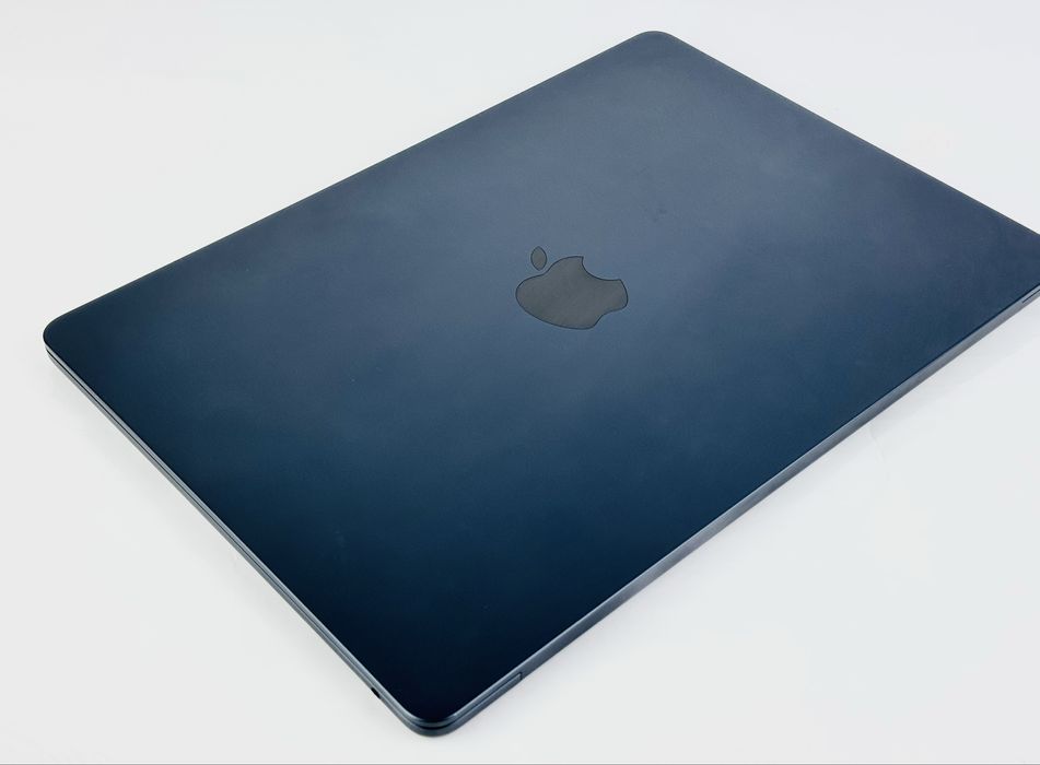 Apple MacBook Air 13 M2 8RAM 512GB Midnight 100% Батерия! Гаранция!