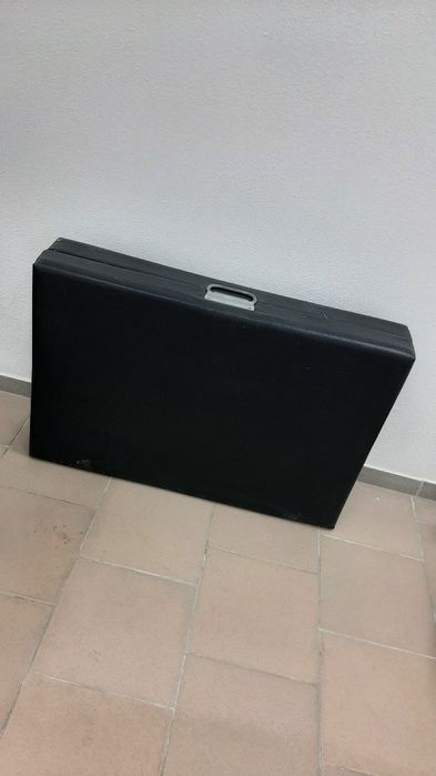 Продам кушетку и подставку для педикюра