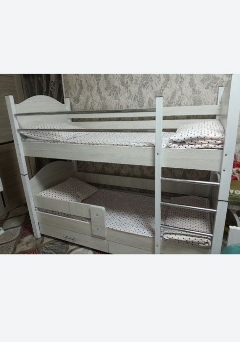 Кровать детская двухярусная