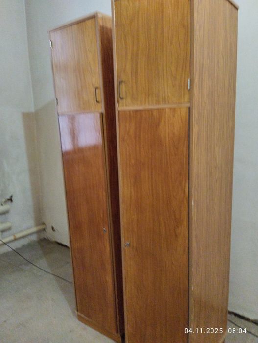 Шкаф для одежд.Шкаф сотилади