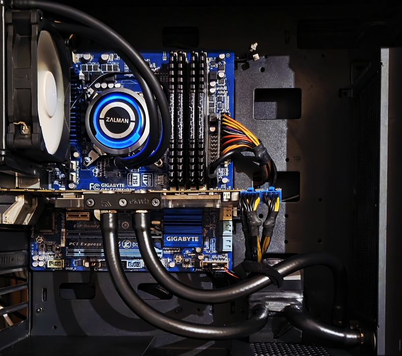 Pc gaming i7 GTX watercooling custom loop