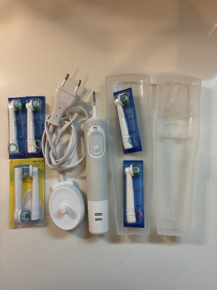 Braun Oral B vitality pro зарядно 6 нови глави