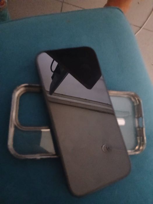 Vand iphone 16 pro 256 gb fullbox schimb cu iohone 17 pro max