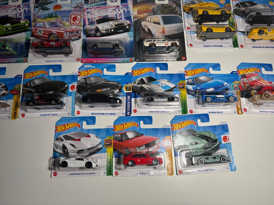 03.12 Hot wheels rlc, hot wheels premium,Ferrari Tarmac works, 100%