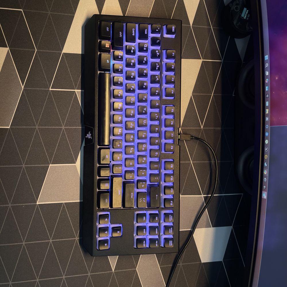 Клавиатуры разные 5 штук Varmilo / Razer / 2E