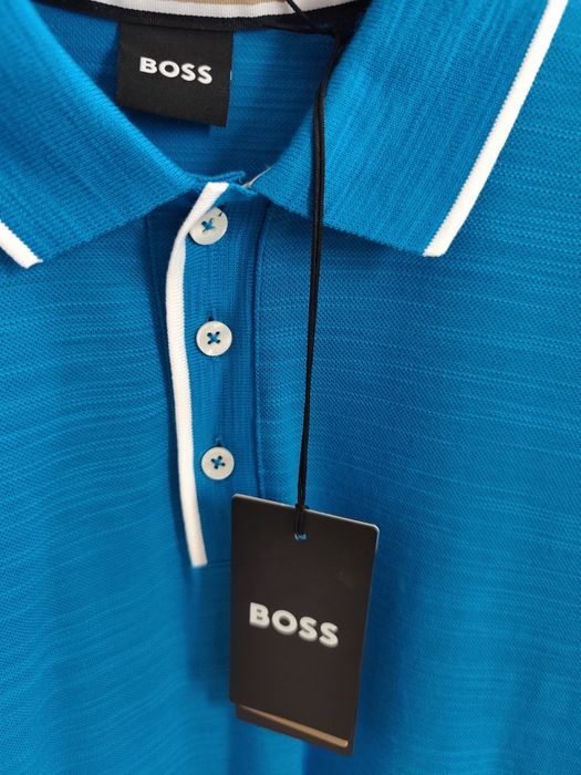 Vând tricou Boss