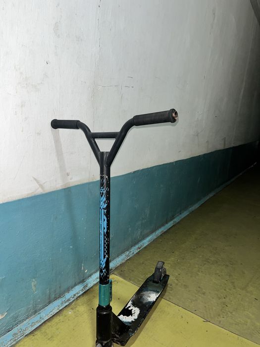 Трюковой  самокат