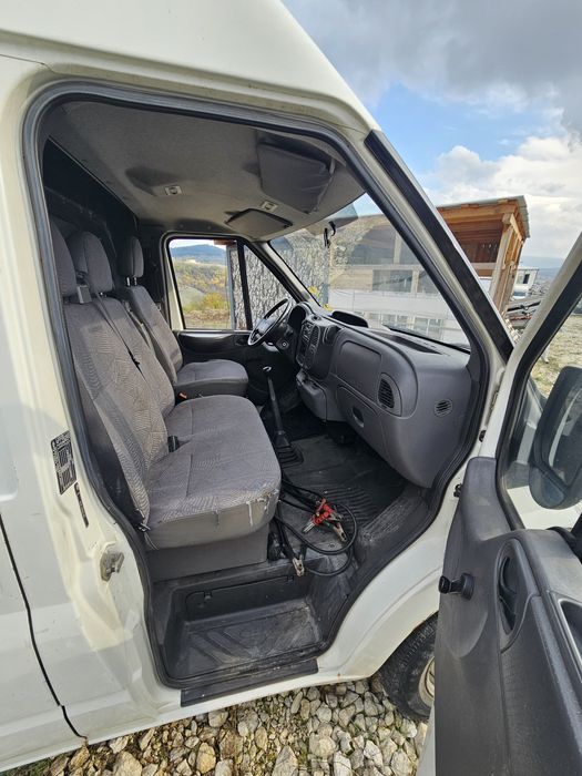 Форд Транзит 2.4 дизел 125 к. с.