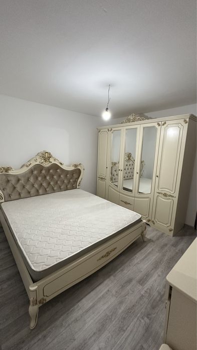 Королевская гарнитура новая