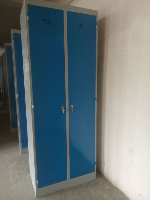 Шкафлар давать ташкилот лар учун металичиский урхивний адежний