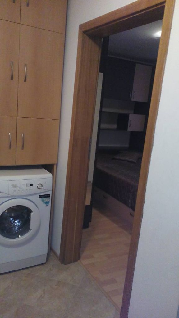 Дава се под наем Тристаен апартамент в Варна, Базар Левски - 79 кв.м за 490 € - Снимка #4
