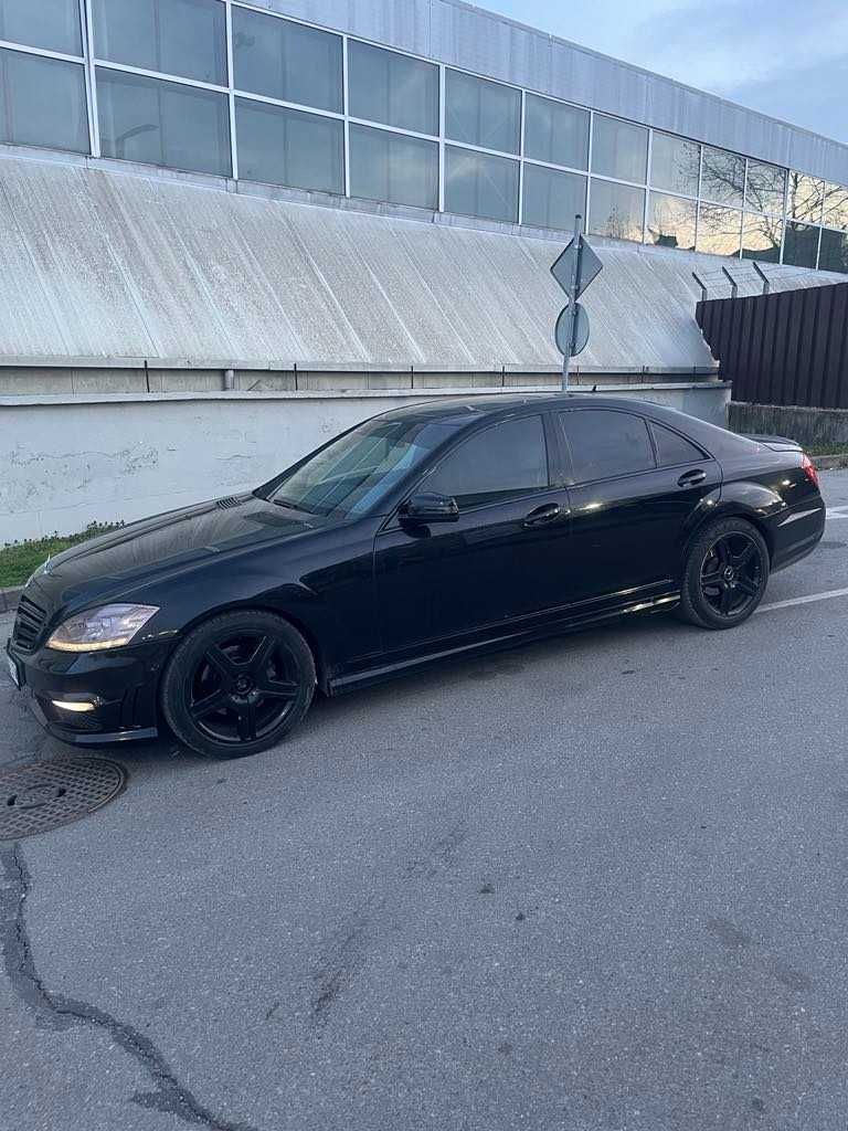 Mercedes s 320 -