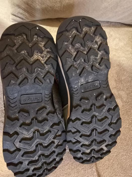 Туристически обувки.