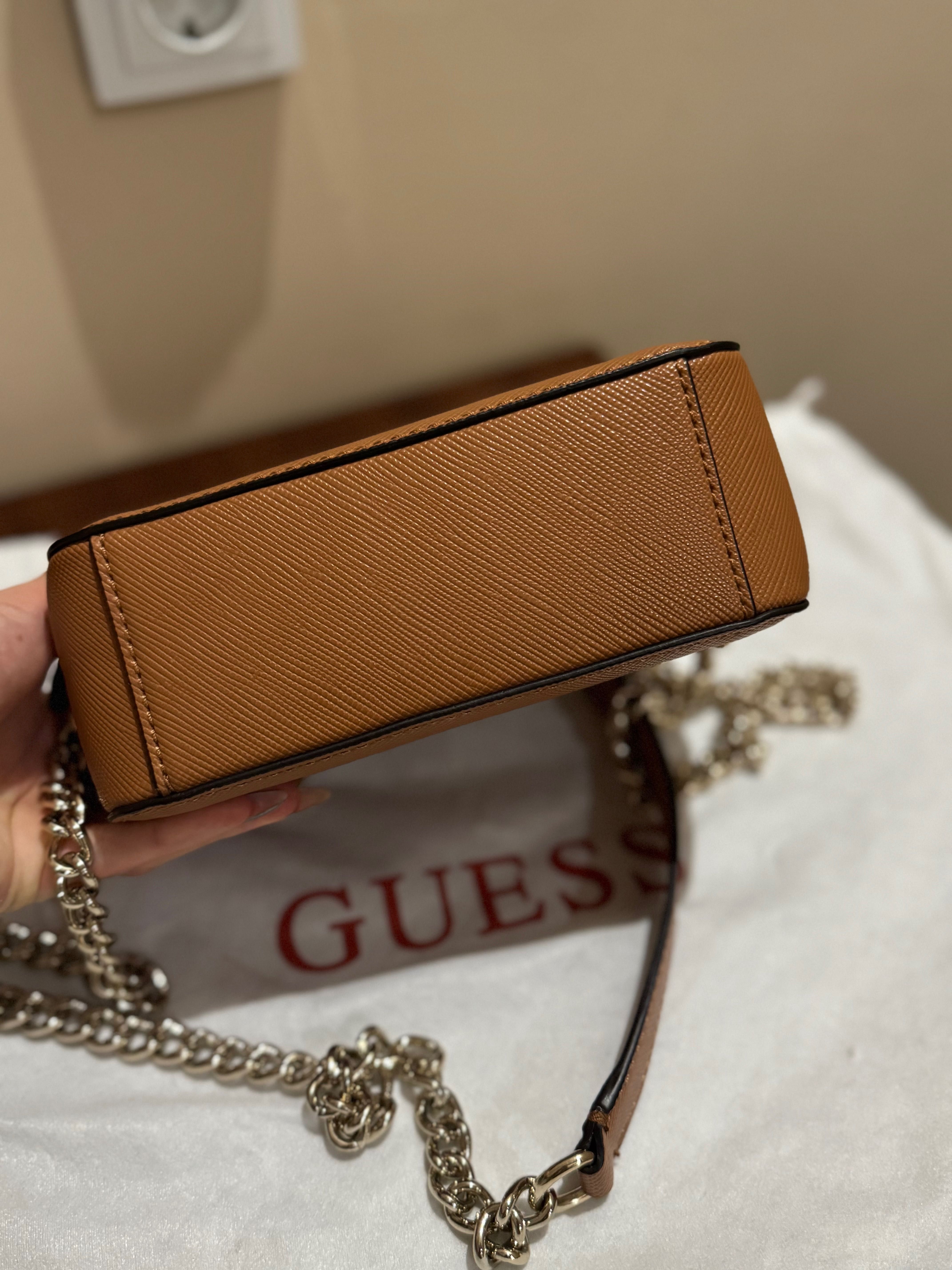 Чанта Guess, кафява