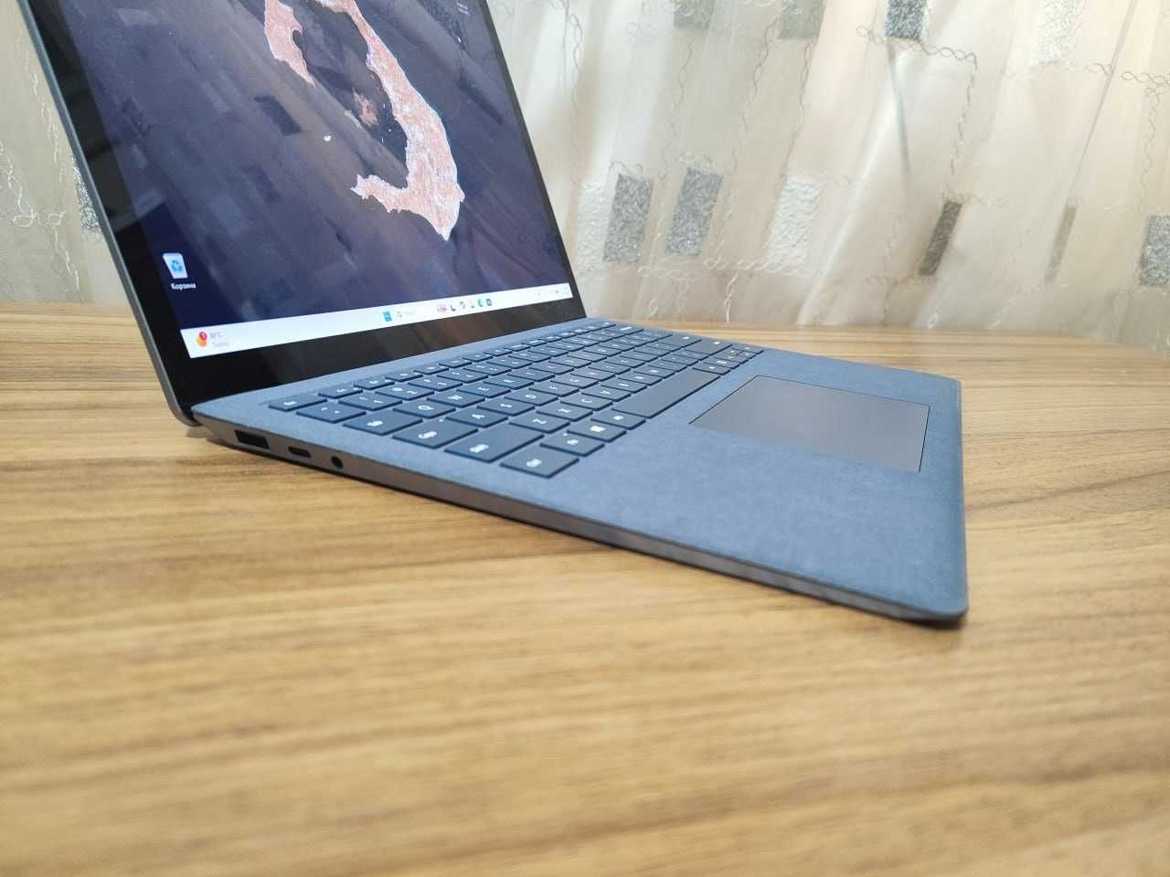 Microsoft Surface Laptop 4