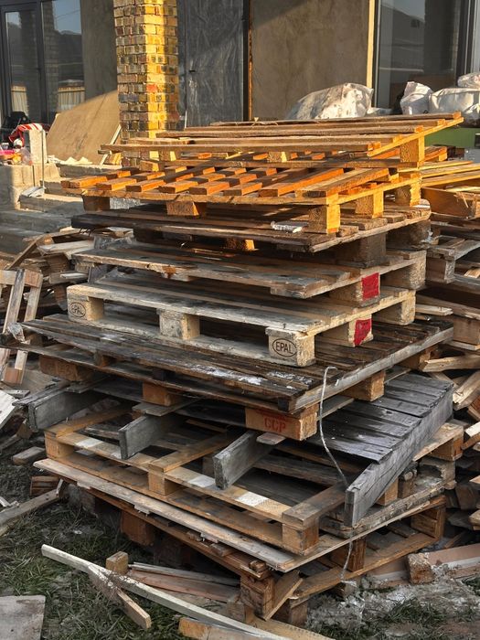 Доски и брус  дрова