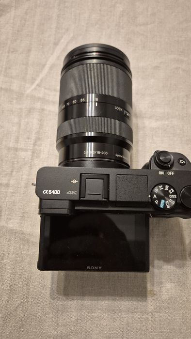 фотоапарат Sony 6400  / Lens  SEL18-200,