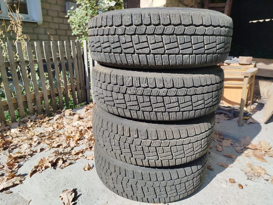 Зимняя резина на дисках 185/70 R14