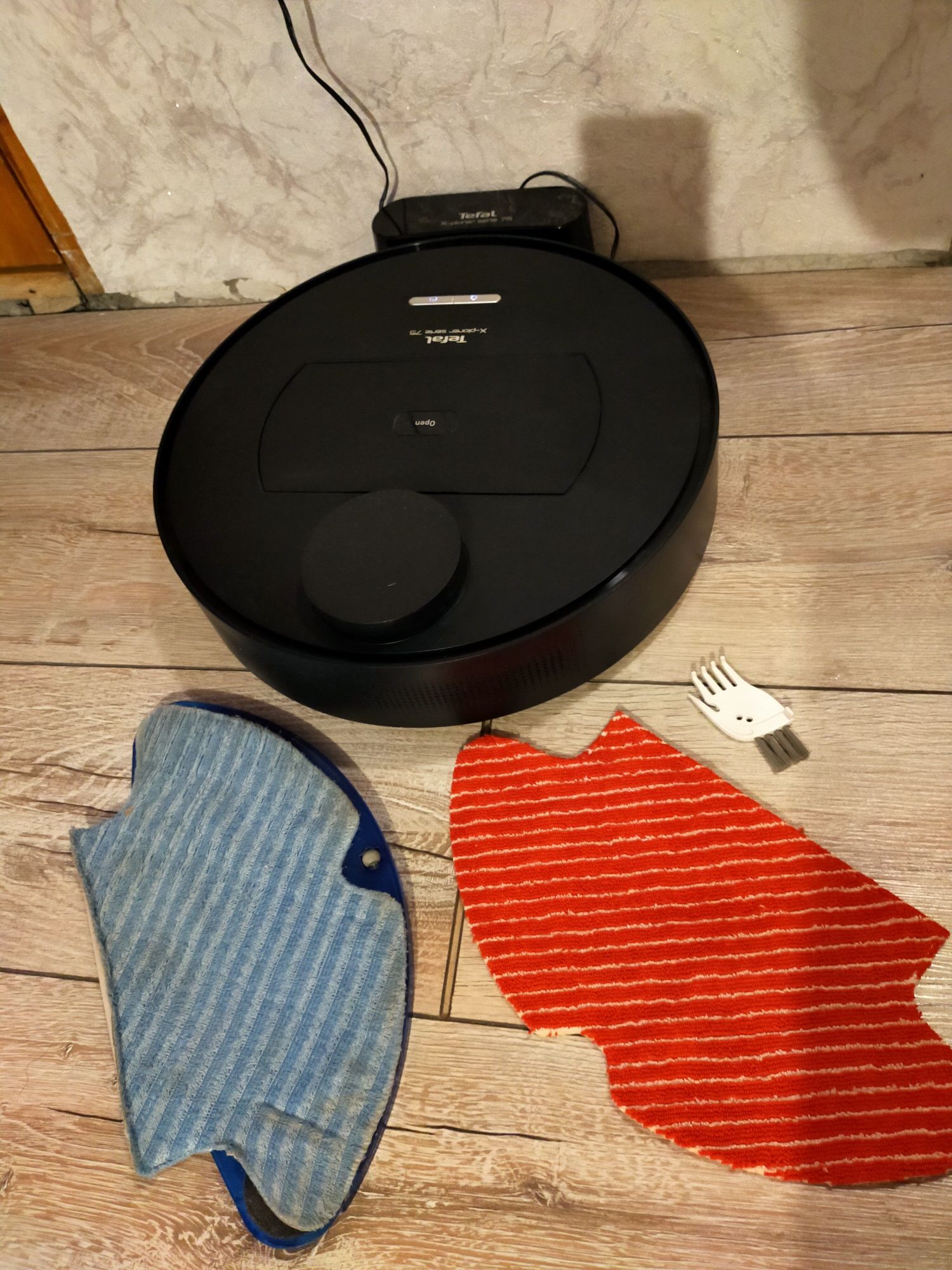 Робот-пылесос Tefal