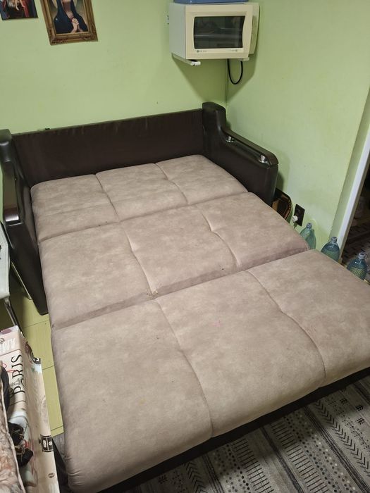 Vand canapea extensibila
