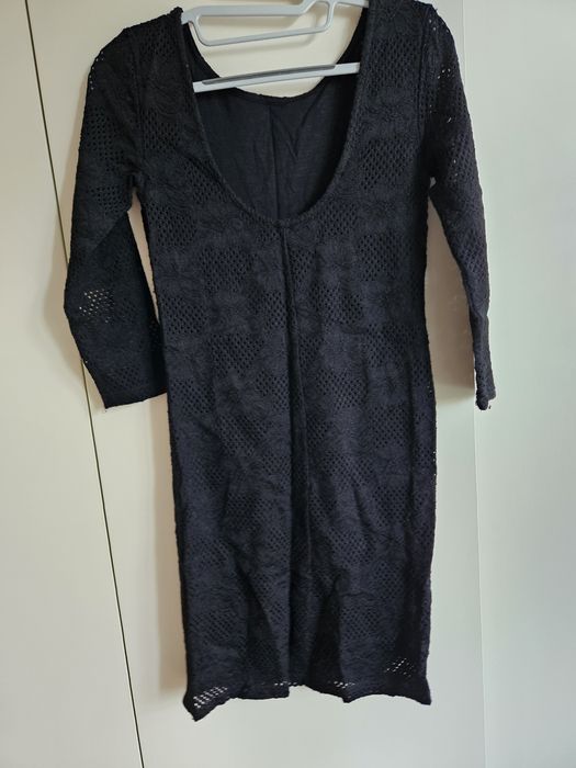 Rochie cu spatele gol cu dantela