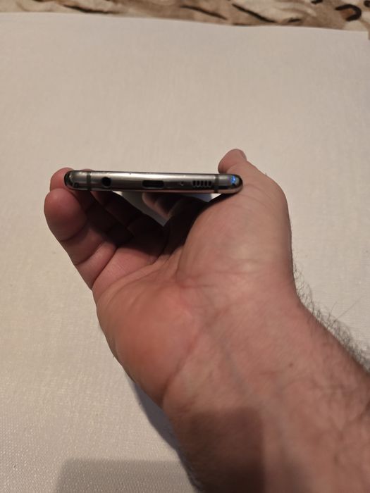 Vând Samsung S10 plus 128GB/8GB RAM Prism Black