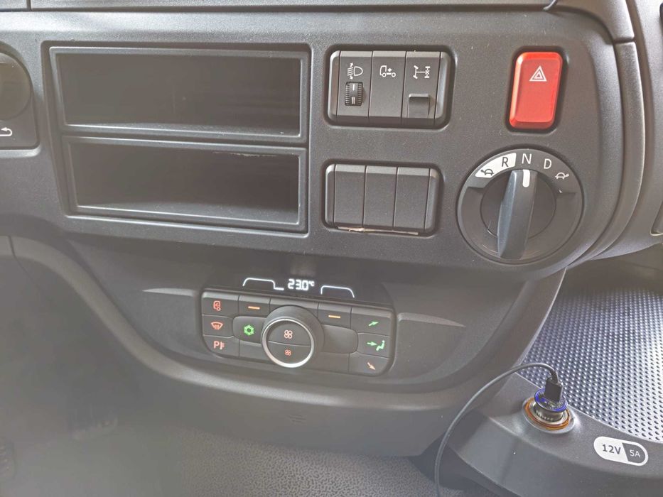 Daf XF MEGA , semiremorcă Krone
