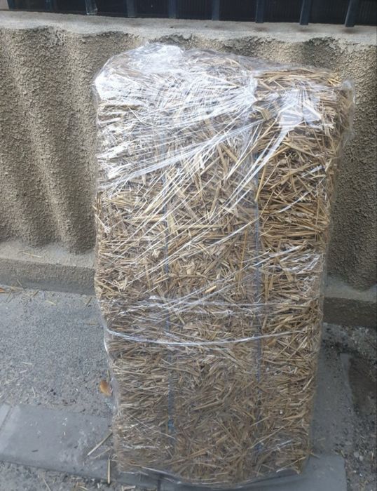 Baloti din paie de grau si orz