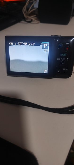 Фотоаппарат  Canon ixus147