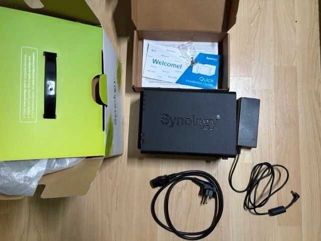 Synology DiskStation DS214play 2x3TB HDDs