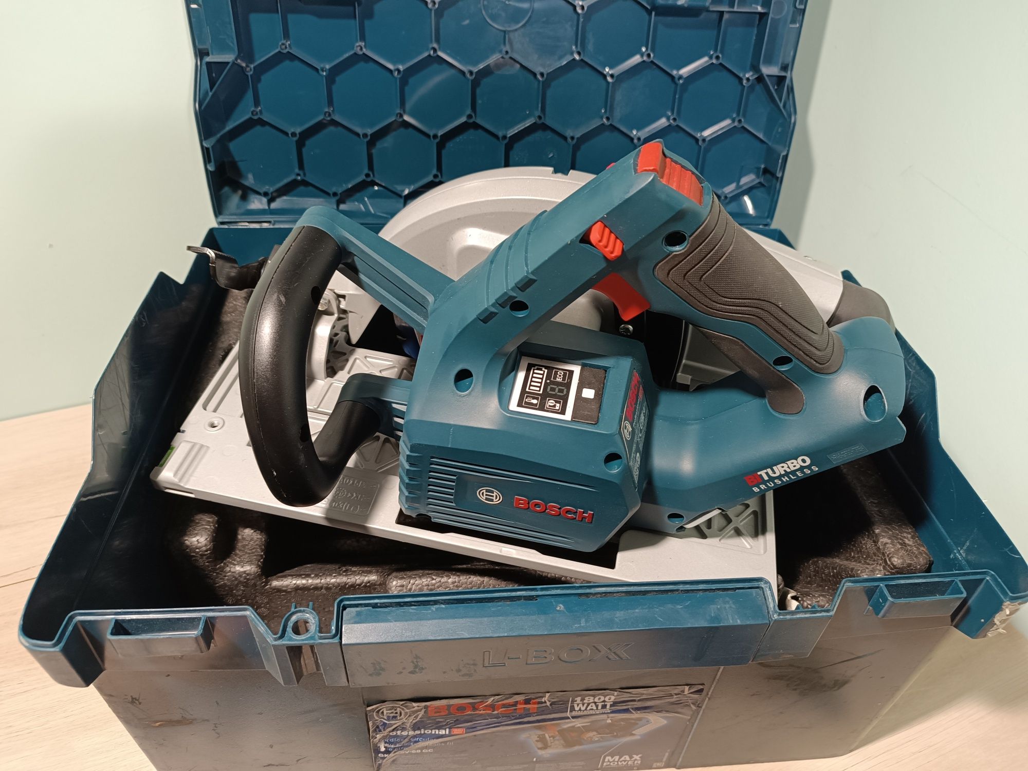 Fierastrau circular 18v Brushless