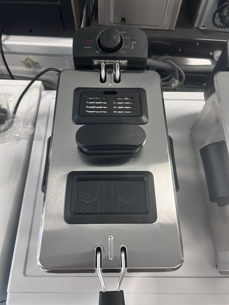 Нов фритюрник Foreti DF-303, 1800w, 3 литра
