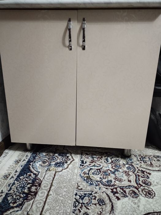 Шкаф в хорошем состоянии