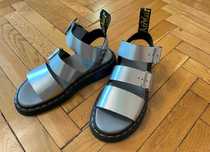 Sandale Dr. Martens, din piele cu aspect metalizat Gryphon, Argintiu