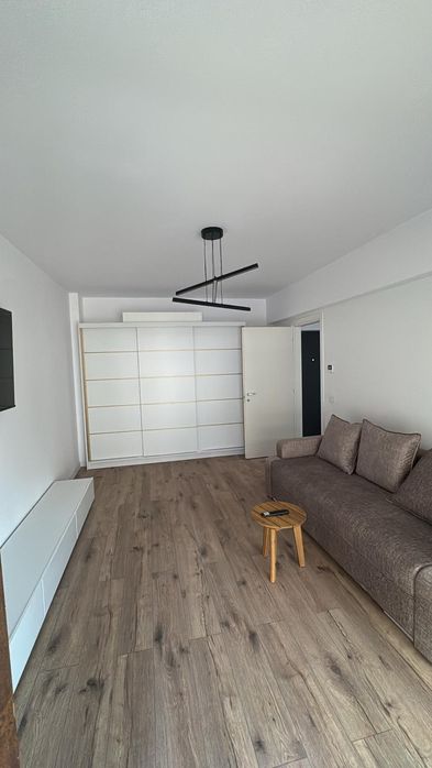 DE ÎNCHIRIAT: Apartament 1 camera, 40 mp decomandat, bloc 2025, et 1