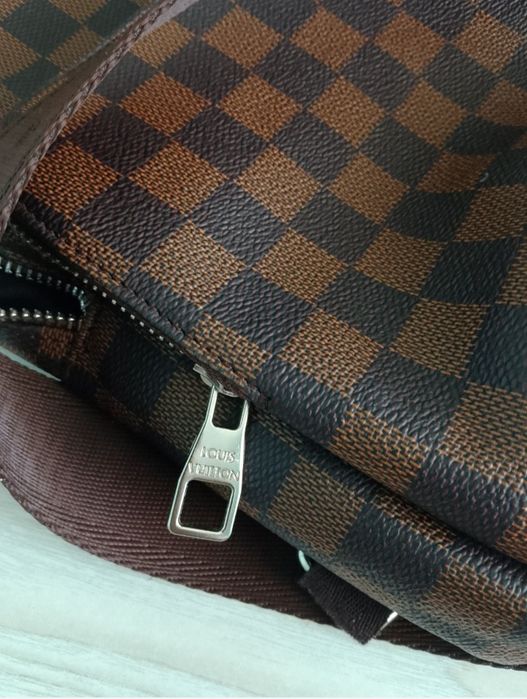 Louis Vuitton чанта
