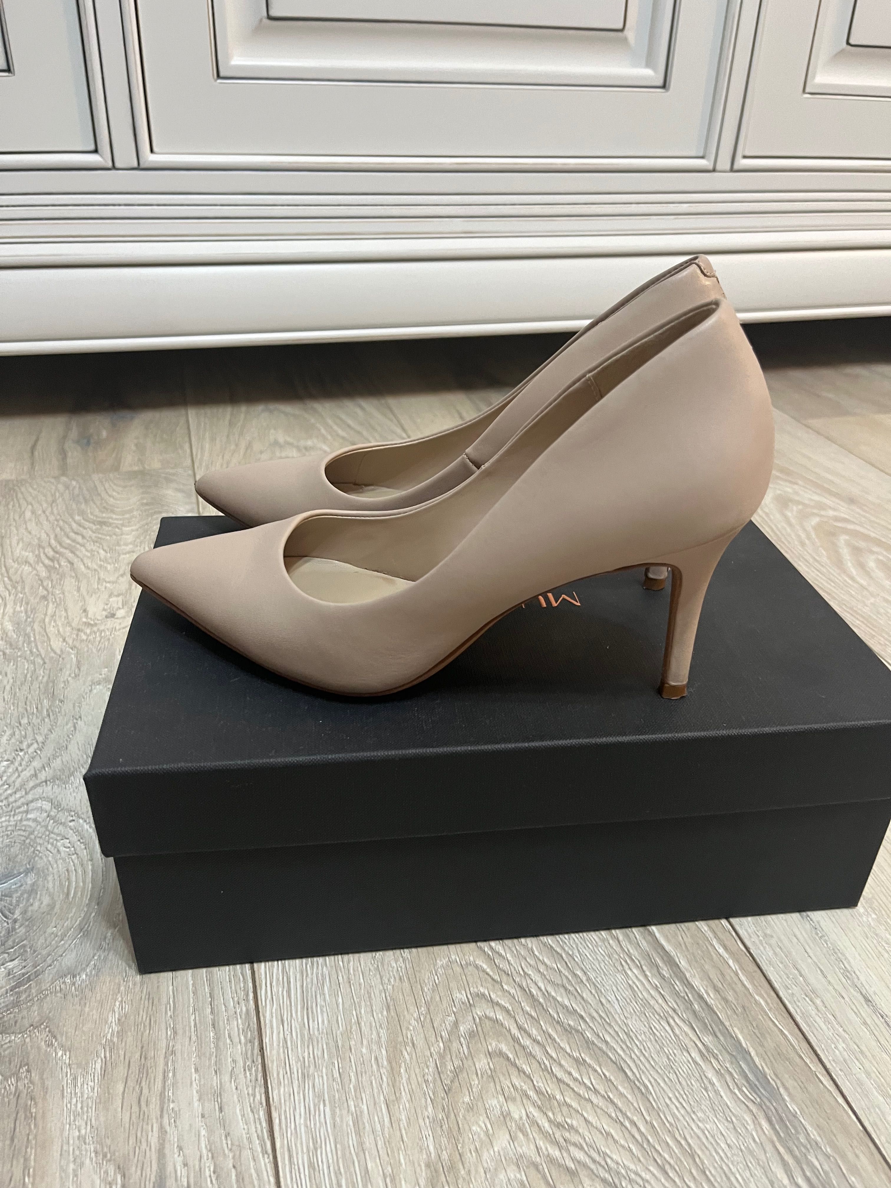 Vand pantofi Aldo 36