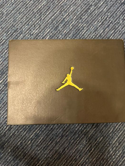 Jordan 1 Mid originali