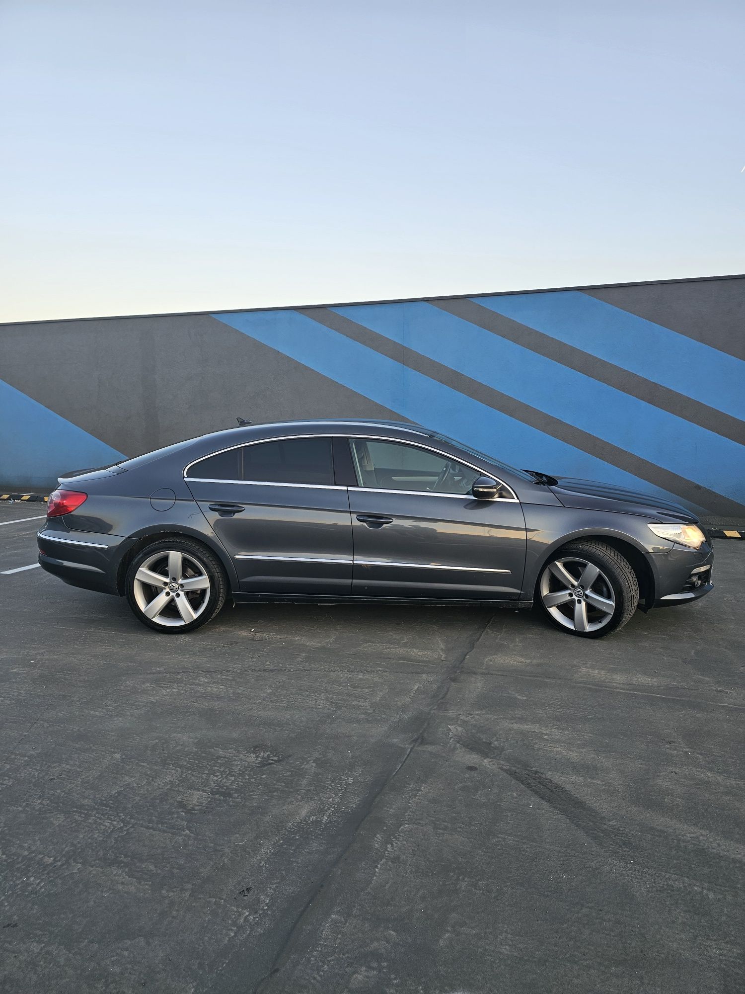 Volkswagen Passat CC 2.0 TDI 140 CP