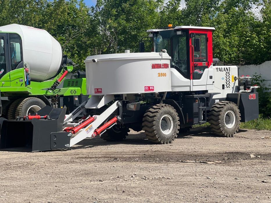 Бетоносмеситель с самозагрузкой ТАЛАНТ 1.2 куба НОВЫЙ.