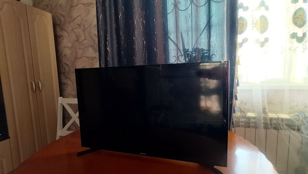 Samsung телевизор