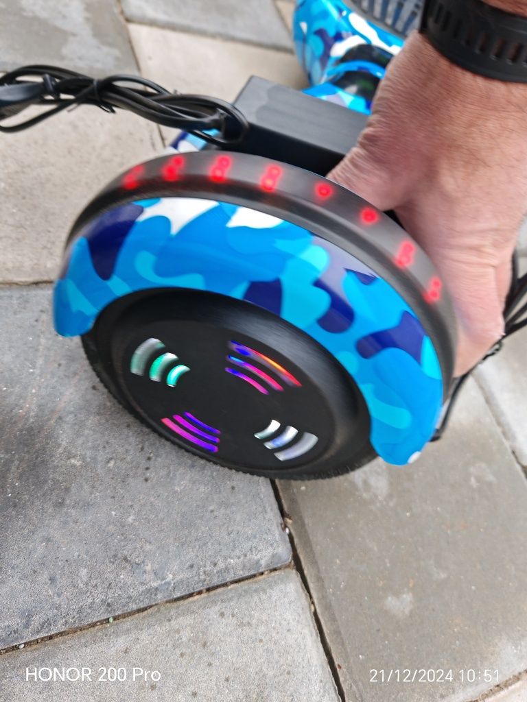 Hover-board foarte puțin folosit