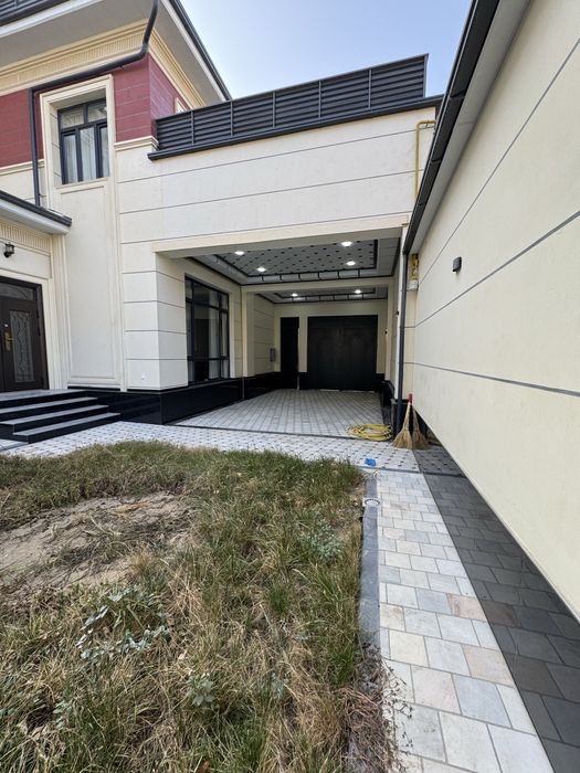 Новый дом 7 комнат, 4 с/у, терраса с возможностью бассейна — премиум