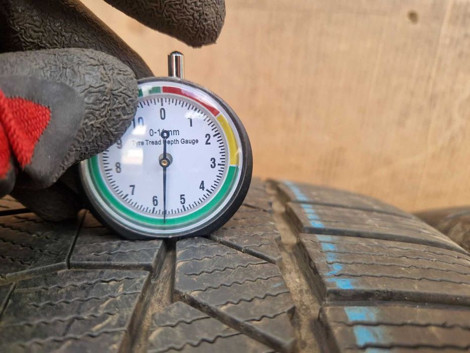 2 Continental R21 305/35
Зимни гуми 
DOT3421