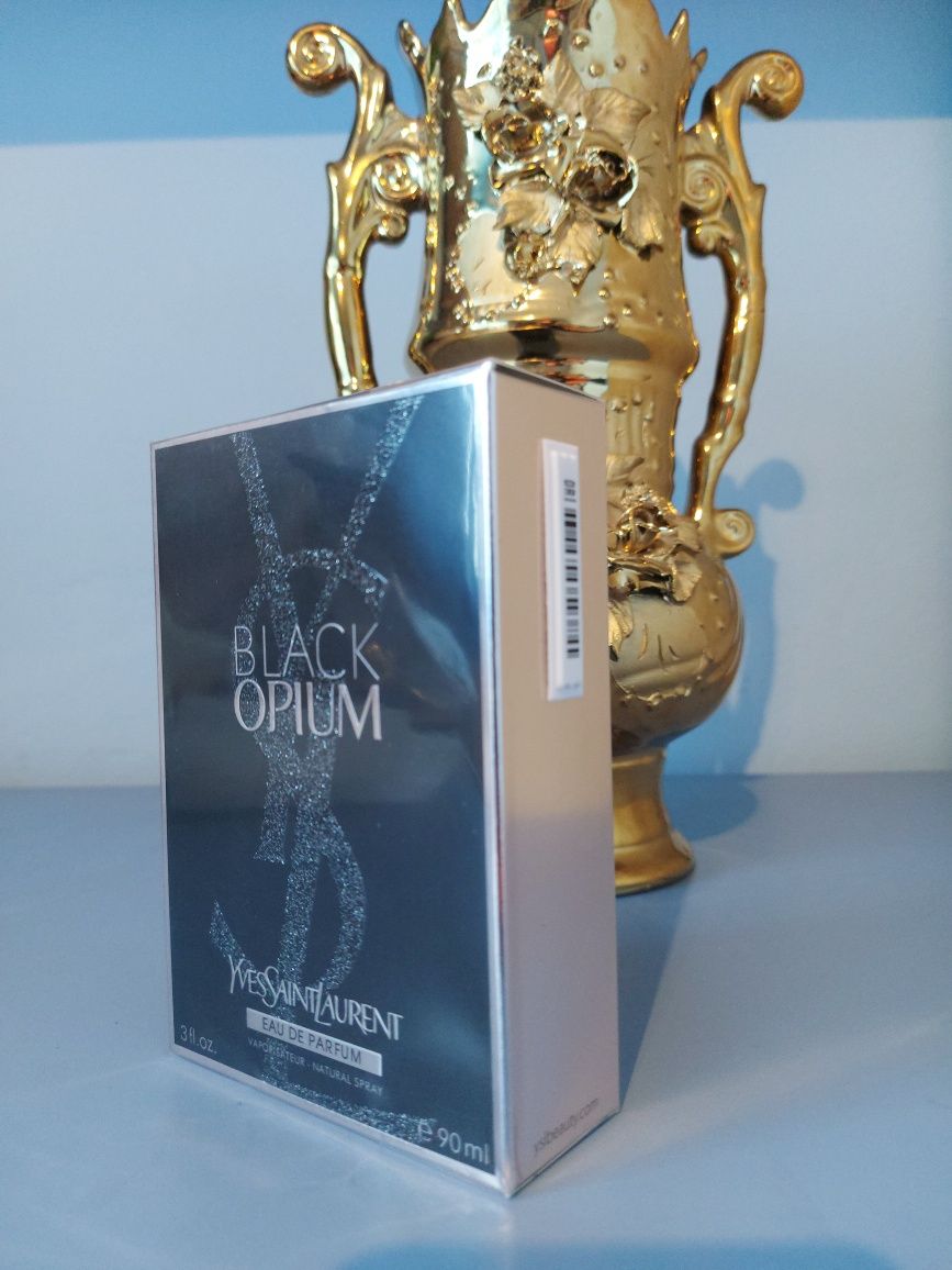 Parfum Yves Saint Laurent Black Opium Sigilat