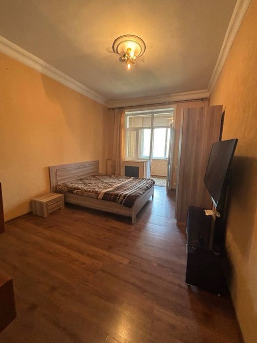 Чиланзар-2  2 комнатная