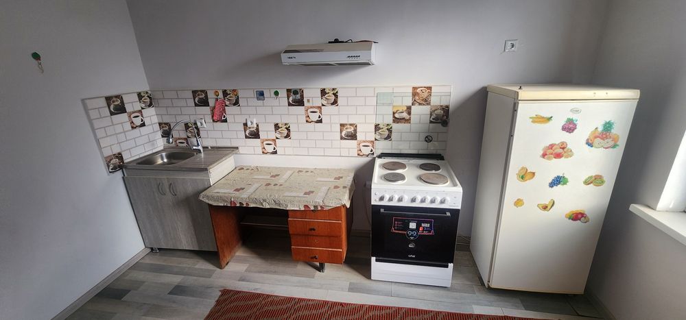 Продаётся своя квартира. Узимнинг кварирани сотаман.