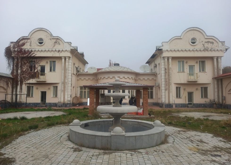 Продаётся 3-х уровневый дом под Ваш бизнес