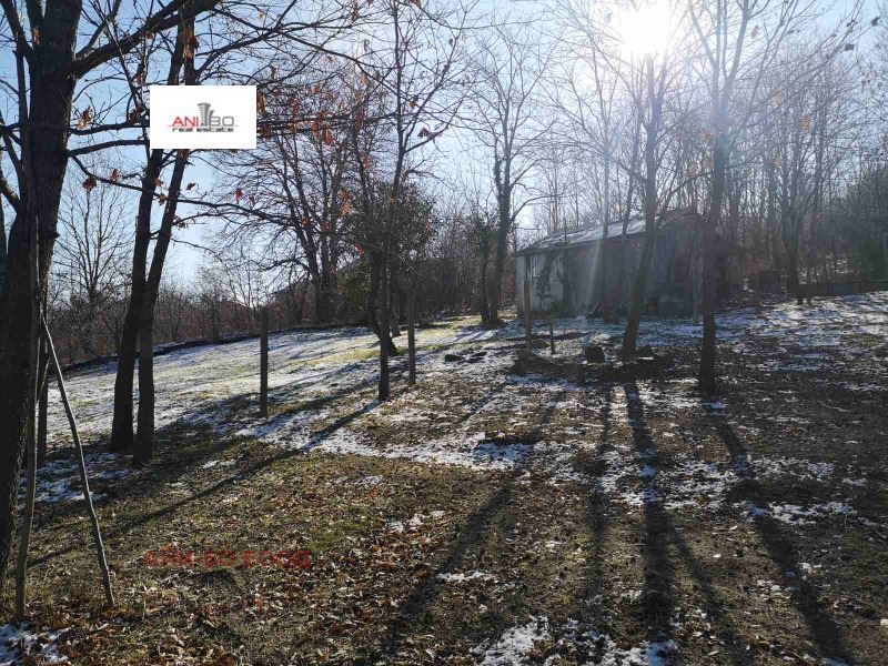 Парцел в Варна, област-м-т Боровец площ 1054 цена 62000