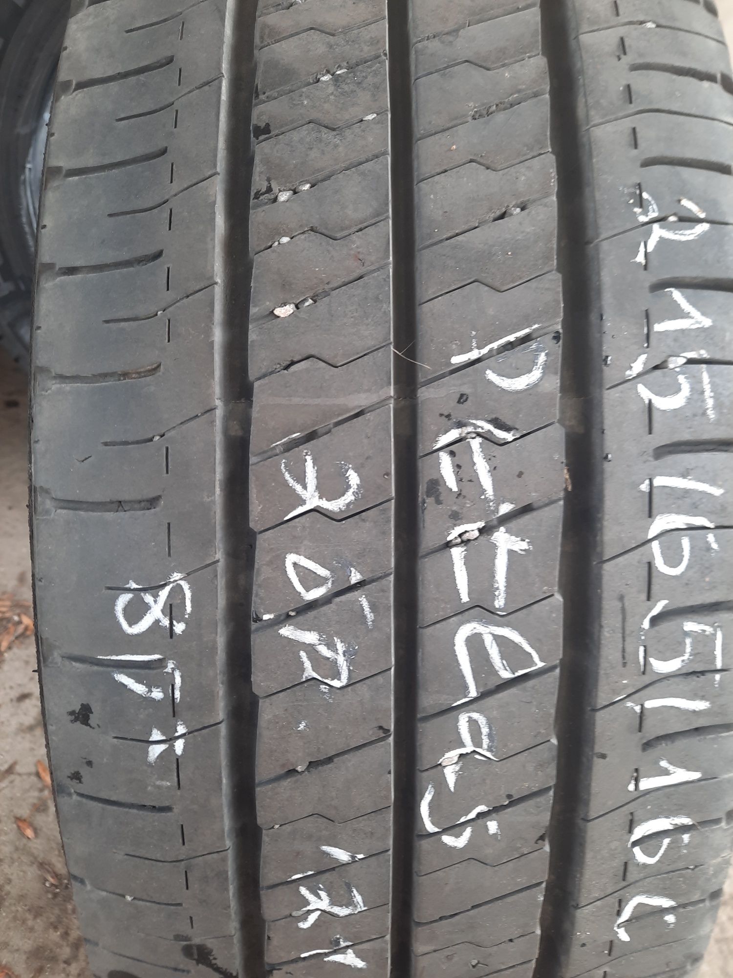 215/65/16С и 225/75/16С Летни Бусови Гуми